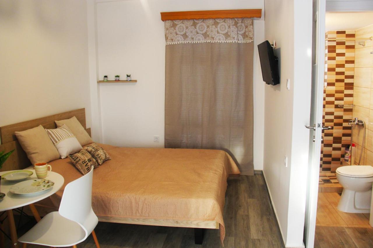 Fully Renovated Small & Cosy Studio Atenas Exterior foto